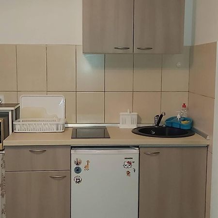 Apartmani Luka Херцег-Нови Экстерьер фото